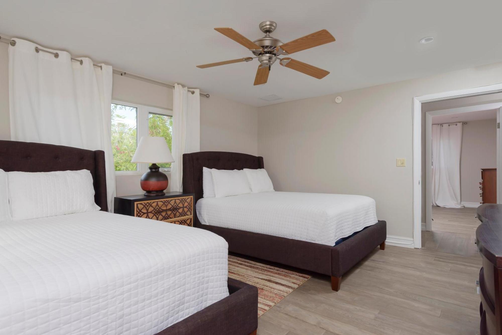 Silk Cotton Villas Насау Екстериор снимка
